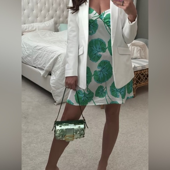 Diane Von Furstenberg Dresses & Skirts - Diane Von Furstenburg Green Leaf Print Slip Dress